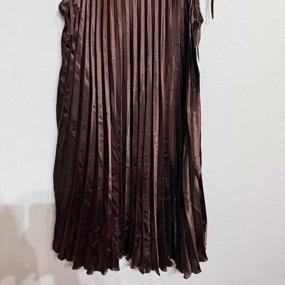 Annabelle Brown Satin Pleated Midi Dress Sz L NWT - Picture 3 of 10